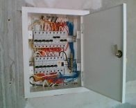установка электрического щита
